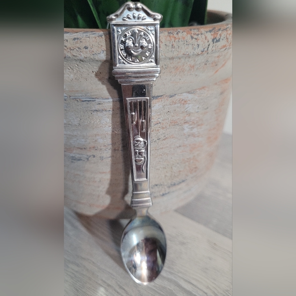 Avon Vintage Hickory Dickory Dock Clock Baby Spoon~Stainless Steel~Japan